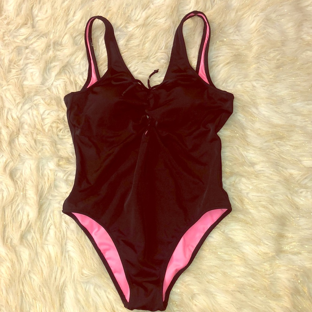 One piece bikini